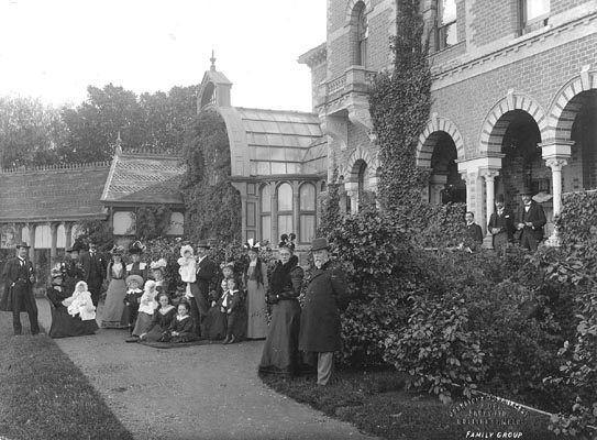 Sargood family group, Rippon Lea