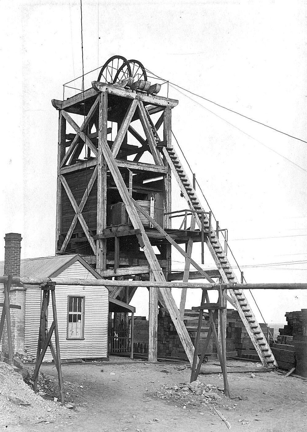 No.3 shaft Poppet Heads.