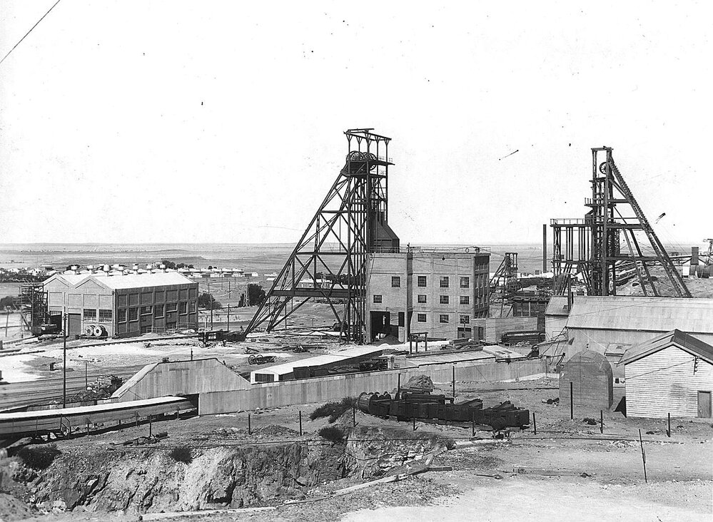 Buildings and Headframe