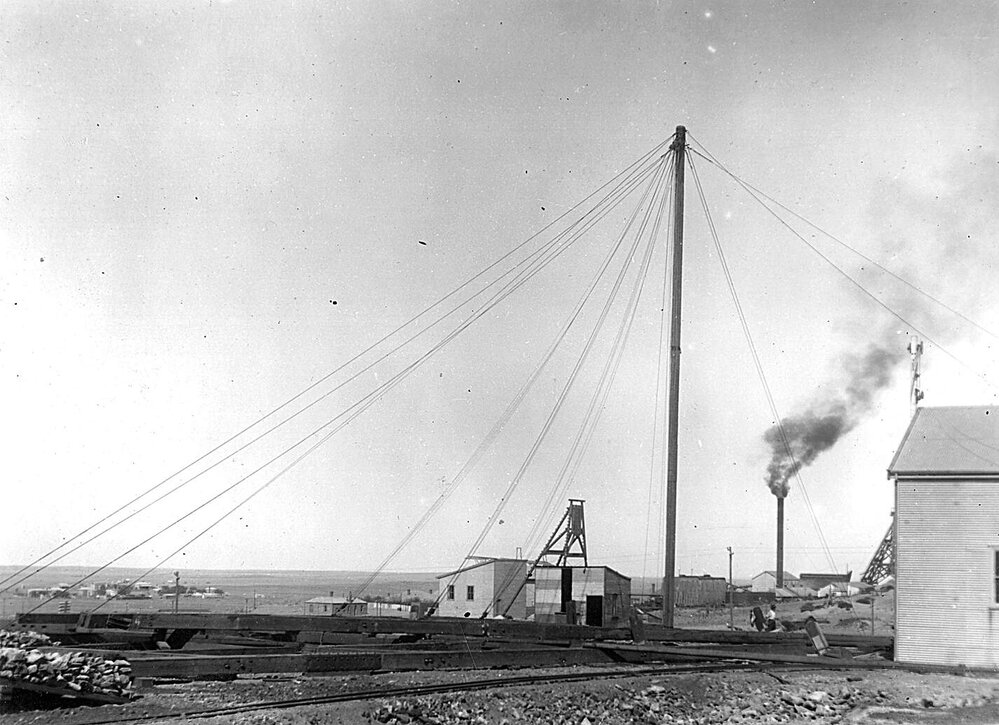 No.4 Shaft Headgear - Erection