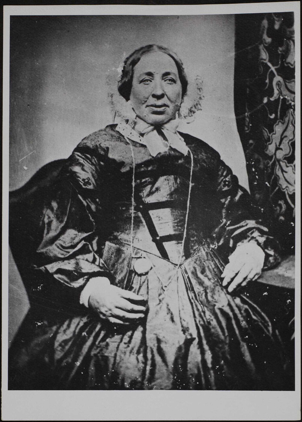 Elizabeth Foreman (nee Masters), born 1806, mother of Charles Foreman (copy of 1977.0091.0074)