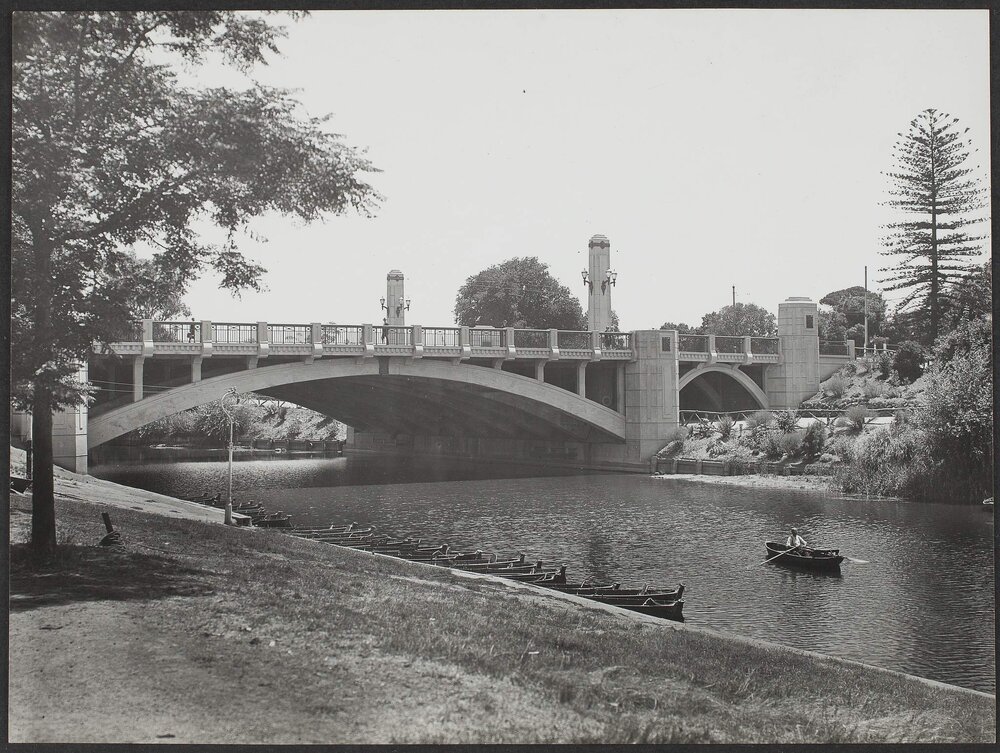City Bridge, River Torrens showing portion of gardens, Adelaide