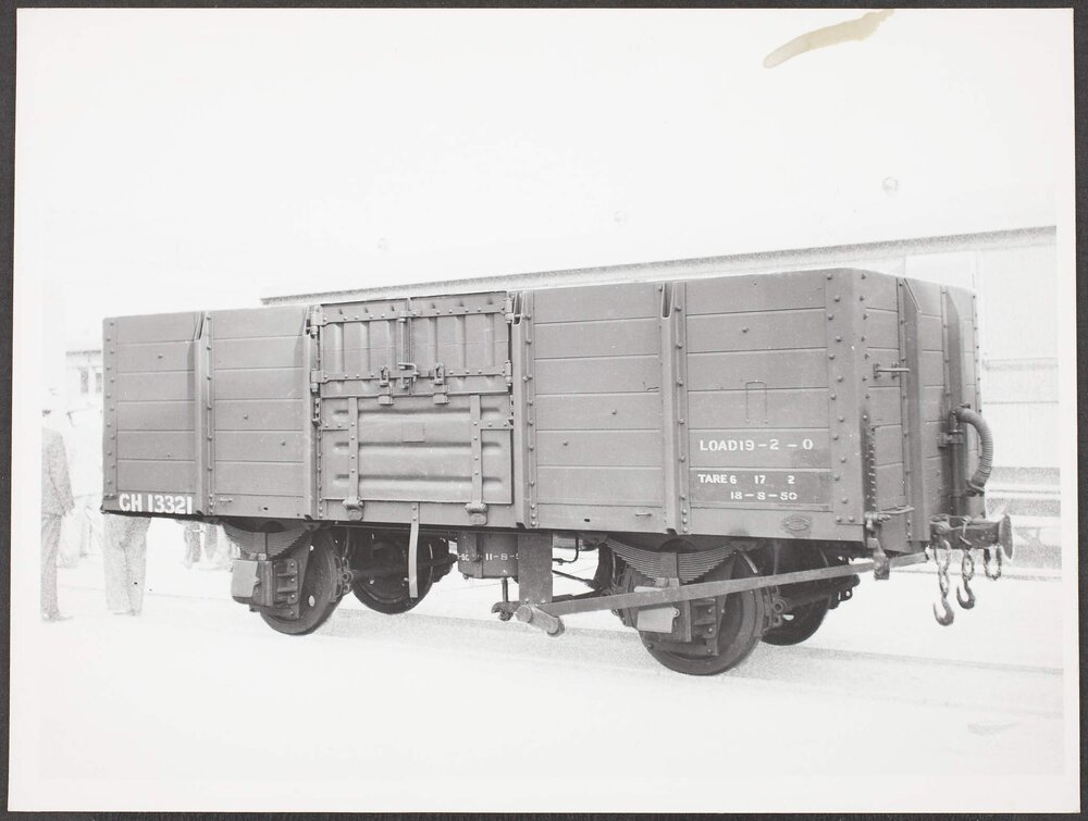 Prototype of new GH medium side open 4 wheel wagon on standard model frame