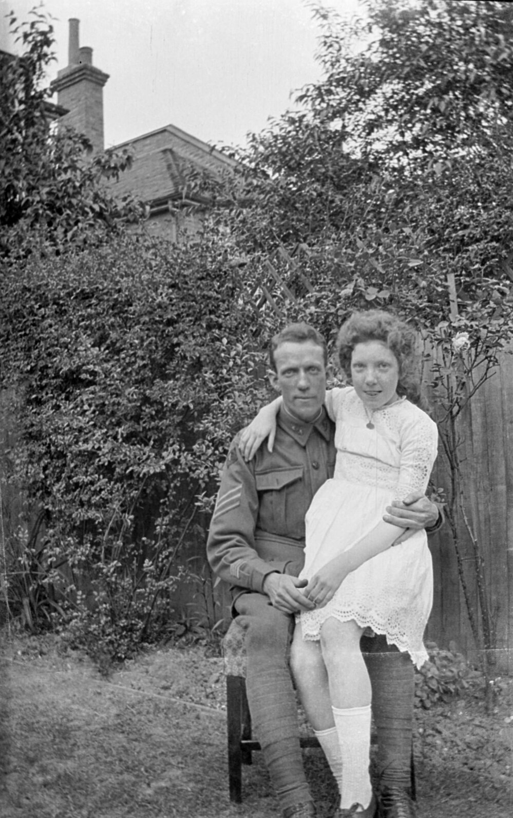 Portrait Groups: Ray Jones and Dorothy Wright, Putney