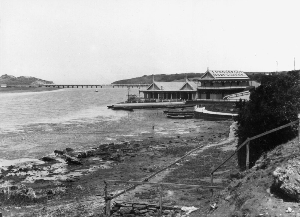 Hopkins River, Warrnambool