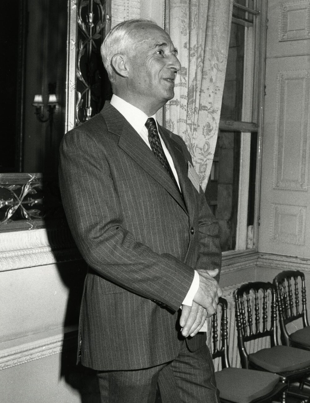 Reunion of The University of Melbourne Graduates, London, 25 July 1983.