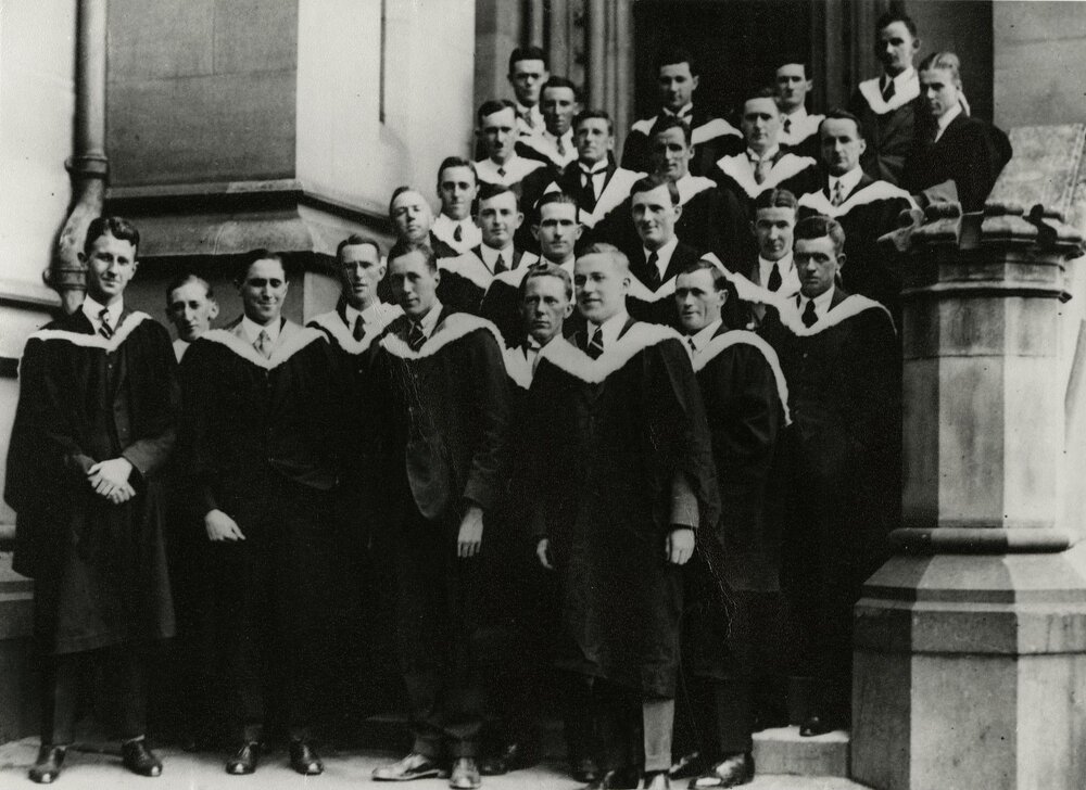 Science graduates, University of Melbourne, December 1925.