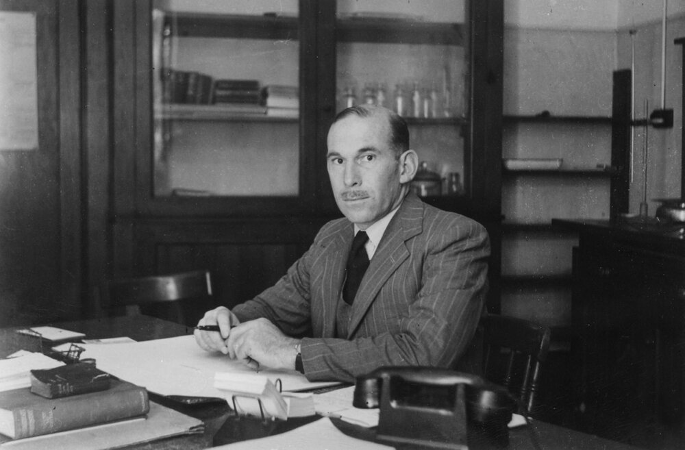Portrait of  L.R.D. Pyke, University of Melbourne.