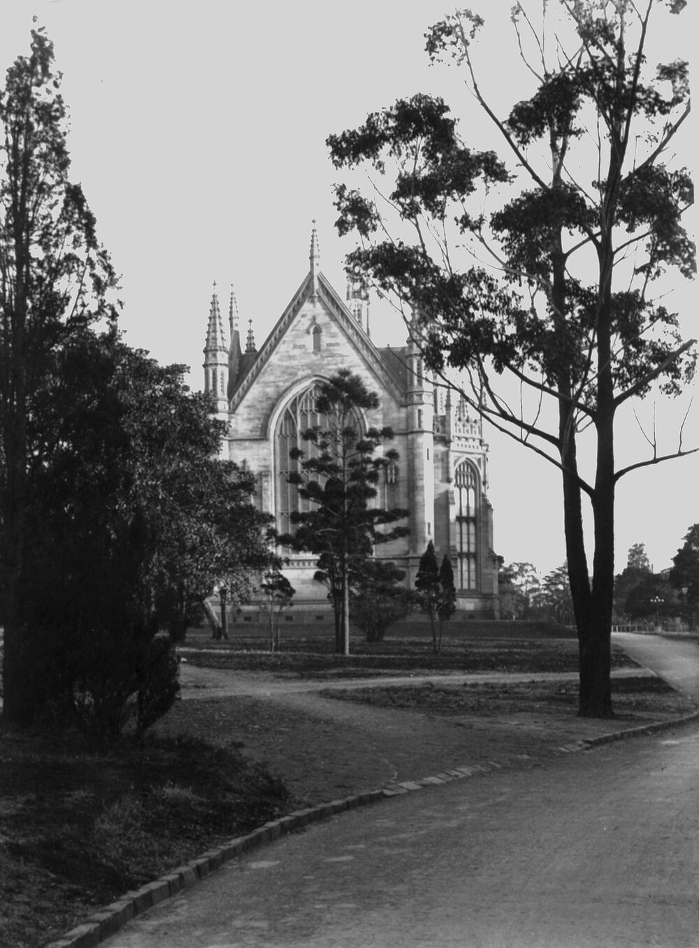 View of Wilson Hall, University of Melbourne from Engineering School.