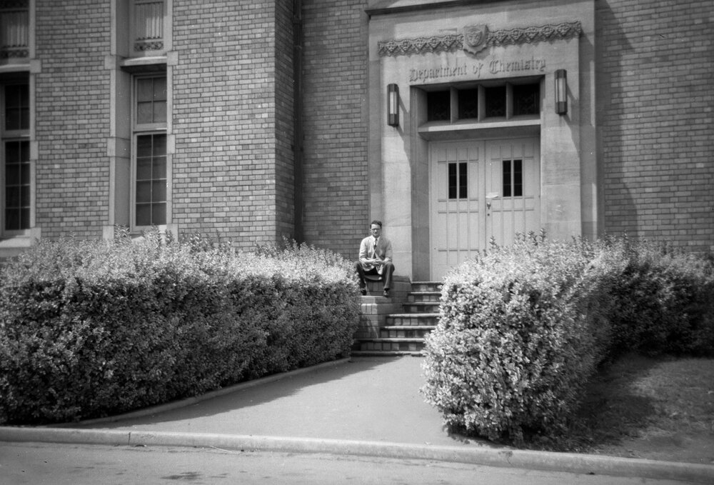 C.S.on steps of Chemistry