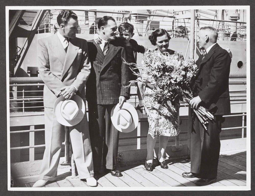 Johnny Phillips, Ronnie James, Dick Lean