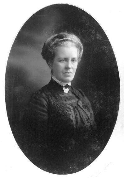 Mrs Simon T Staughton
