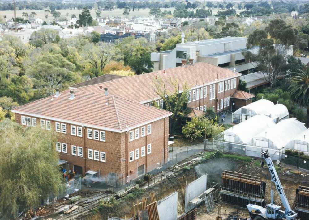New Zoology construction site, University of Melbourne, May 1986.