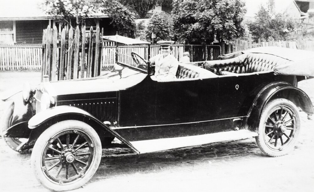 Alice Anderson at the wheel of her Hupmobile Touring
