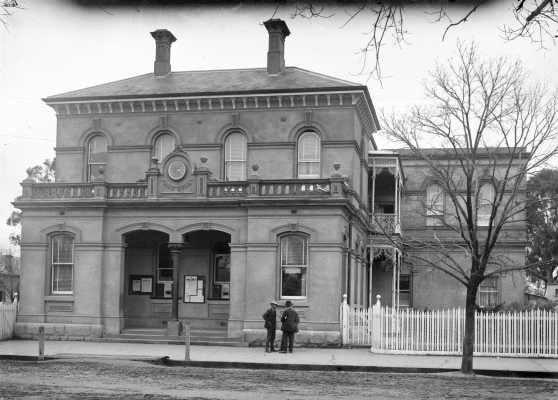Post and Telegraph Office building in Benalla.
