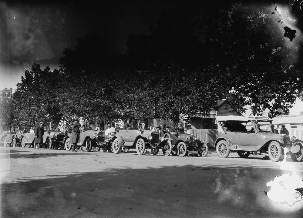Vehicles lined up in a Benalla residential street, possibly for a car rally.