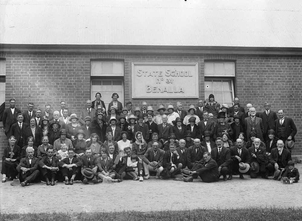 A posed group of people in front of State School No 31, Benalla.