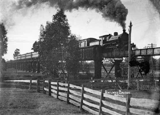The Sydney Express steam train crossing the Broken River at Benalla.