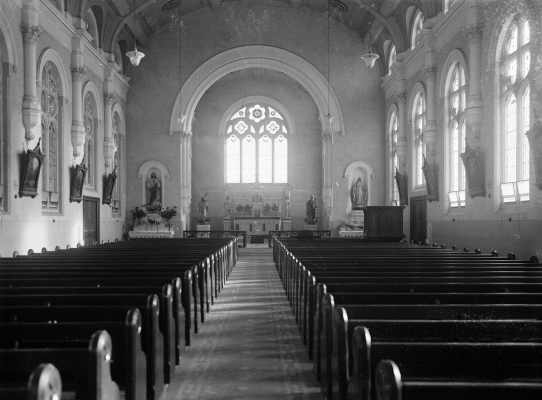 Interior view of St. Joseph&rsquo;s Roman Catholic Church, Benalla.
