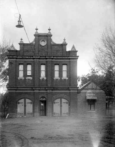 Front view of the Benalla Fire Station building.