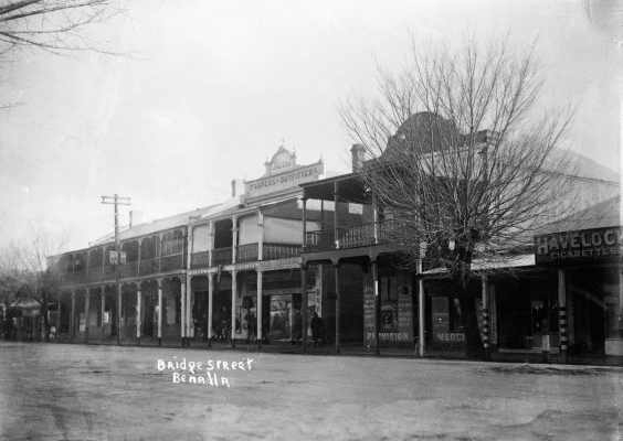 Shops and commercial premises in Bridge Street Benalla.