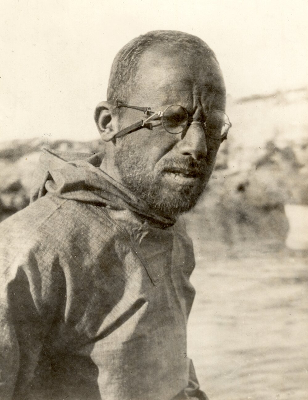 Loewe returning from Greenland Icecap.