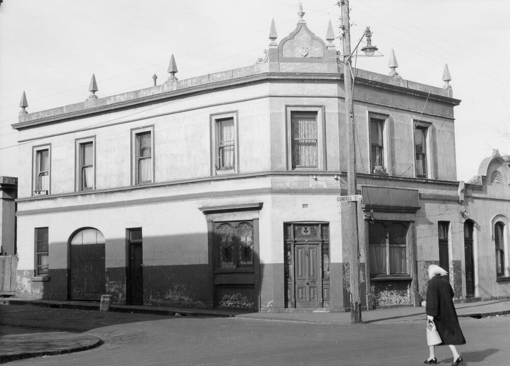 A building in Napier Street, Fitzroy, Melbourne.