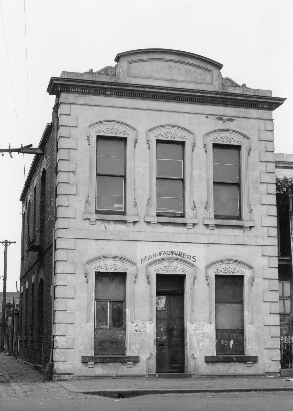 A building in Bell Street, Fitzroy, Melbourne.