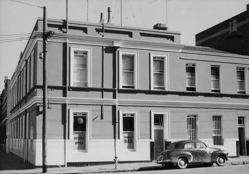 Hotel Sabloniere, Queen Street, Melbourne, Victoria.