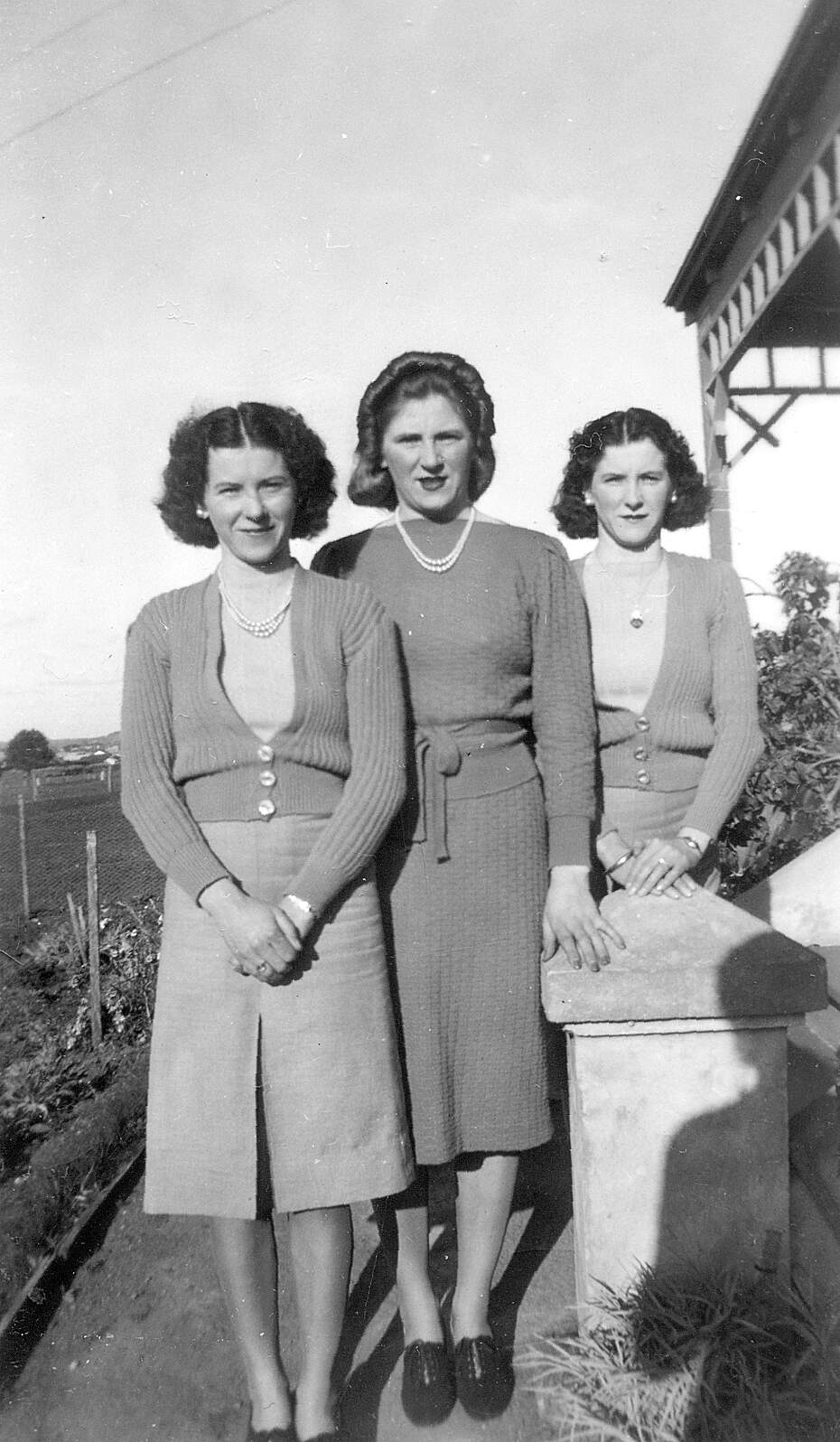Jean, Kathleen and Rosemary Bishop.