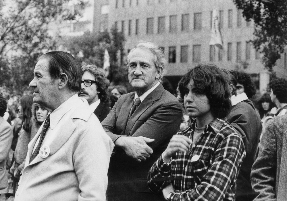 Demonstrators, including Kevin Hardiman and Tom Uren, at an anti-nuclear rally in Melbourne.