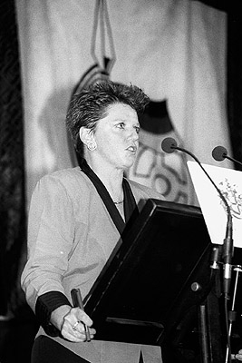 Robyn Archer during Nelson Mandela's visit to Melbourne, 25th October 1990.