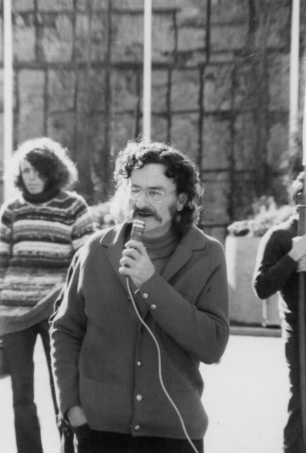 Dr. Alan Roberts, physicist, Monash University, speaking at Hiroshima Day rally - 4/8/74
