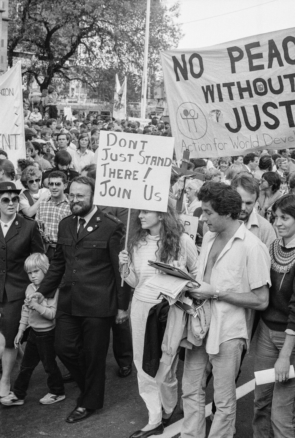 Protestors at Palm Sunday rally, April 1984.