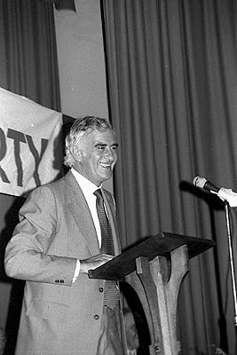 Bill Sneddon at his Liberal Party leadership rally
