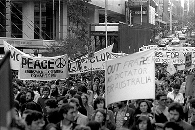 Anti-Fraser government demonstration - banners.