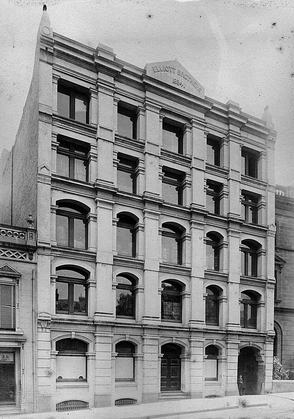 Warehouse in Bligh Street