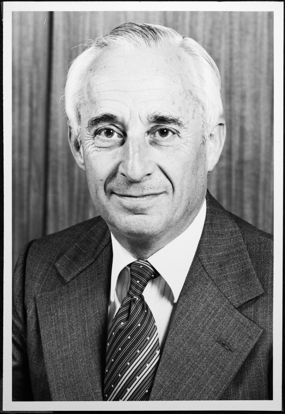 Caro, Professor David, Vice Chancellor.