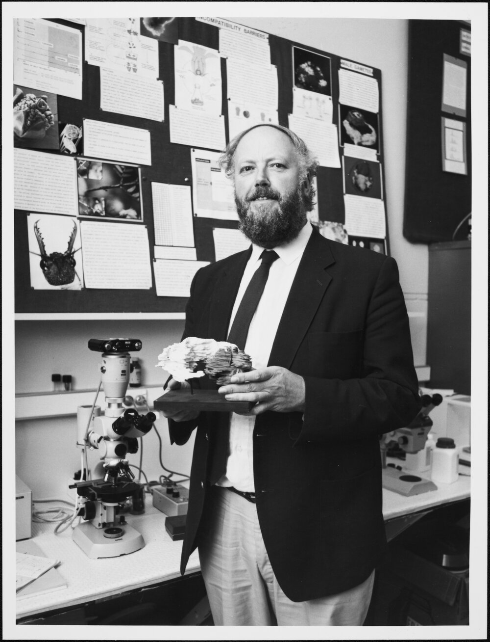 Knox, Prof Bruce, Botany.