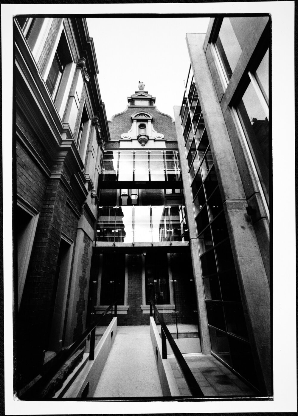 Rear view of the Graduate Centre with the caf&eacute;, bar, bistro and multi-function room