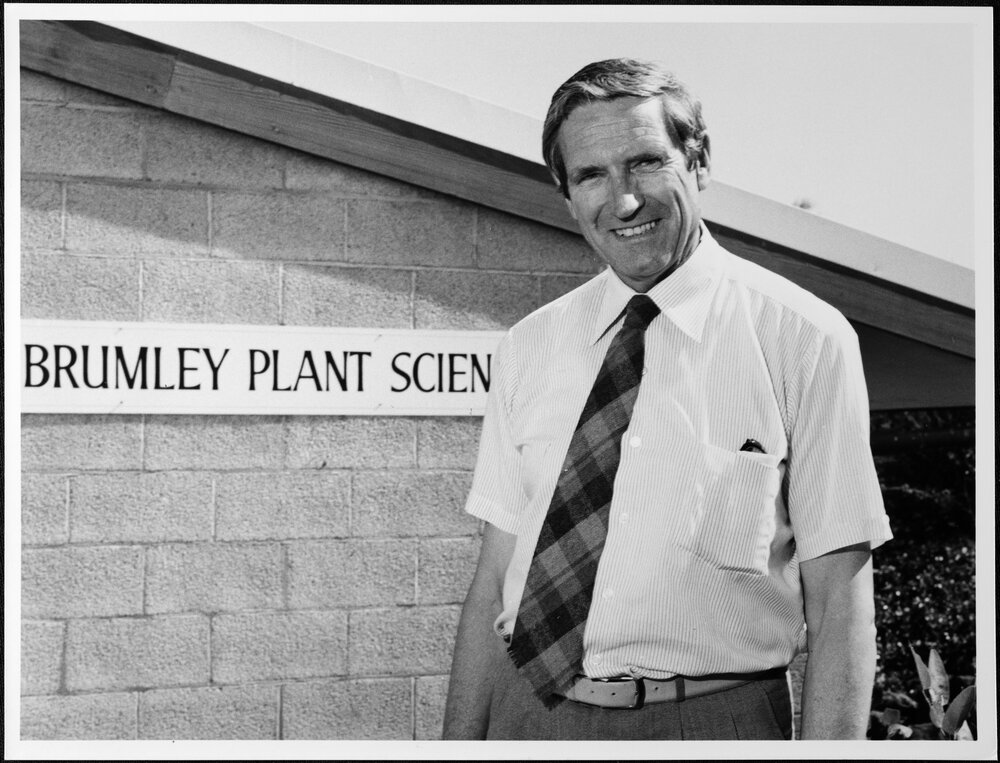 Stubbs, Professor L. L., Agriculture
