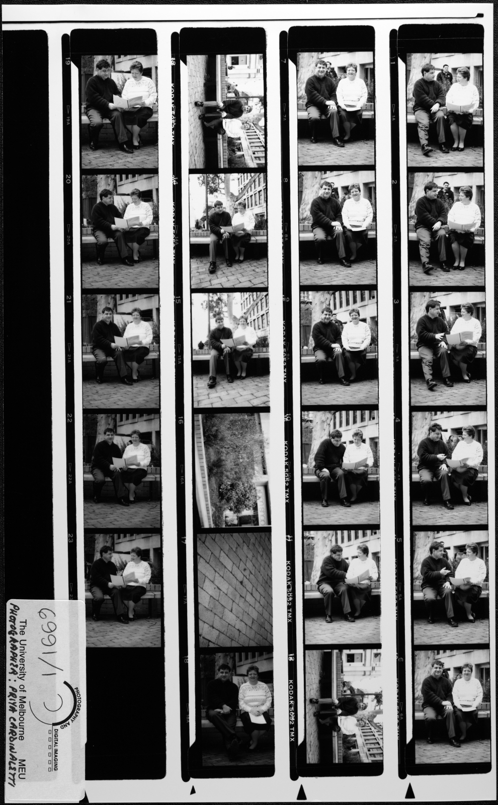 Psychiatry. Dr Stephen Cabone and Rosalind Hurworth, Early Psychosis Research Centre (mental illness study). 1996