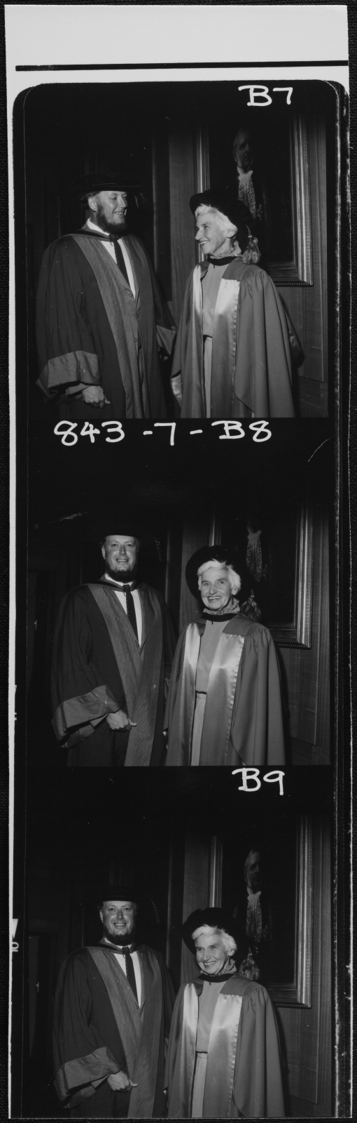 Conferring - Professor Bruce Knox (Botany) and Dr Gretna Weste (Botany). 1984