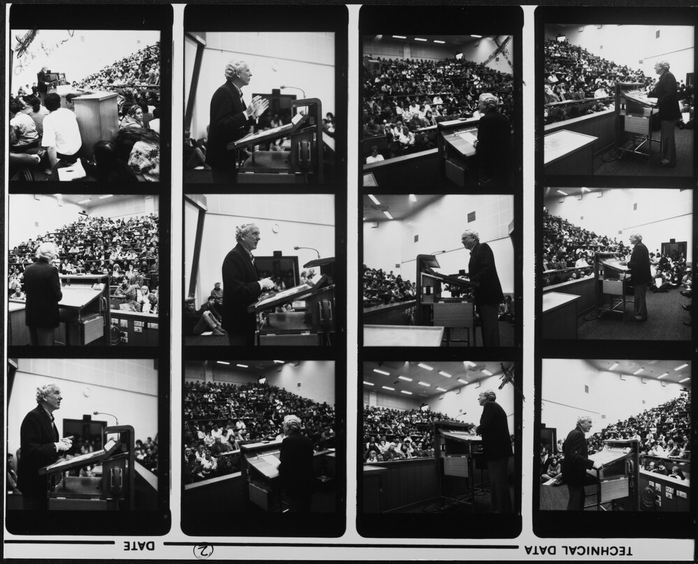 Discovery Day - Professor David Penington addressing a group in a lecture theatre. 1991