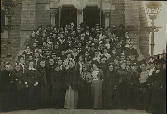 Annual Convention Delegates on steps of the Congregational Church, Melbourne
