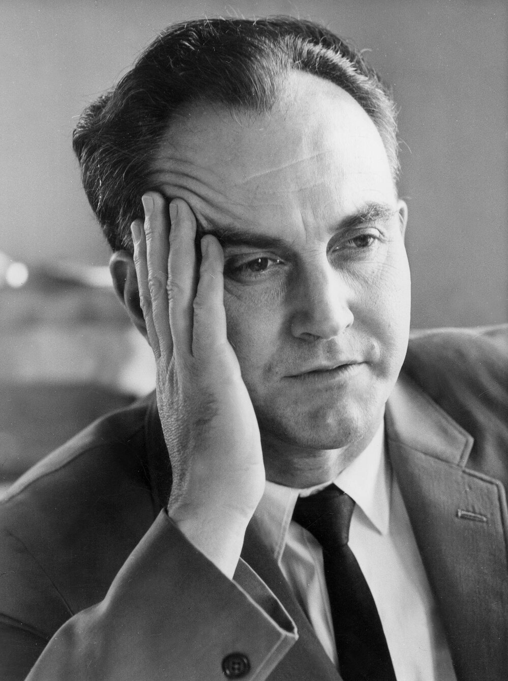 Portrait of Allan Ashbolt.