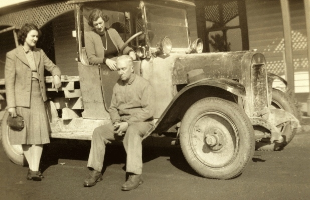 Lorraine, Una and Neville Fraser in front of the house at Nareen, Victoria.