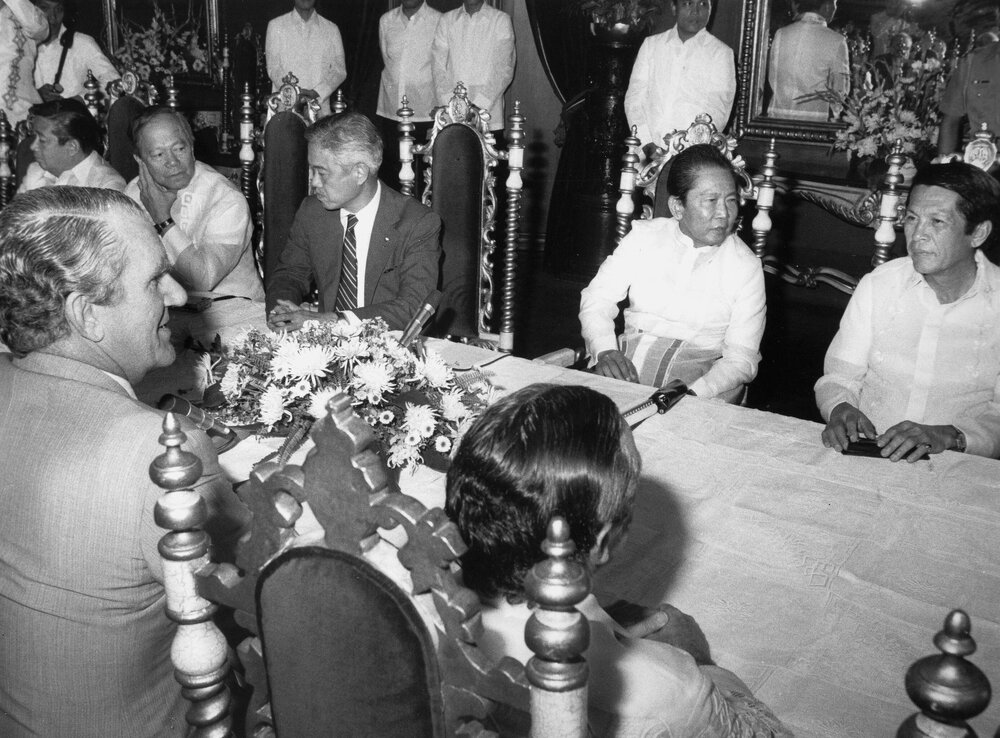 Malcolm Fraser at a meeting with Philippines President Ferdinand Marcos in 1982.