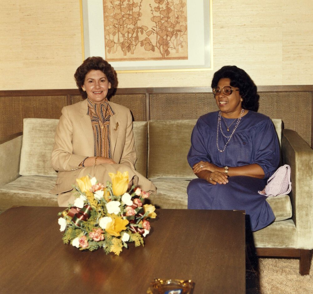 Tamie Fraser with Lady Sushil Ramgoolam at the Commonwealth Heads of Government Meeting in Melbourne.