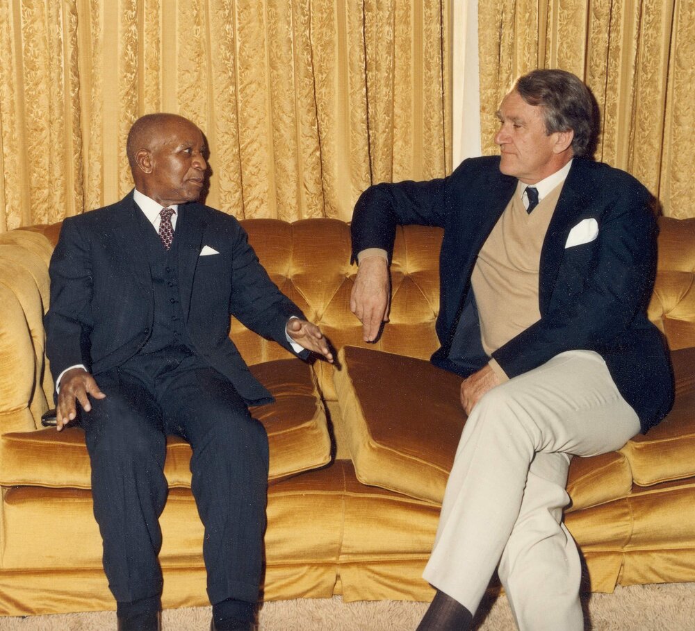 Malcolm Fraser with the President of Zambia Dr Kenneth D. Kaunda at the Commonwealth Heads of Government Meeting in Melbourne.